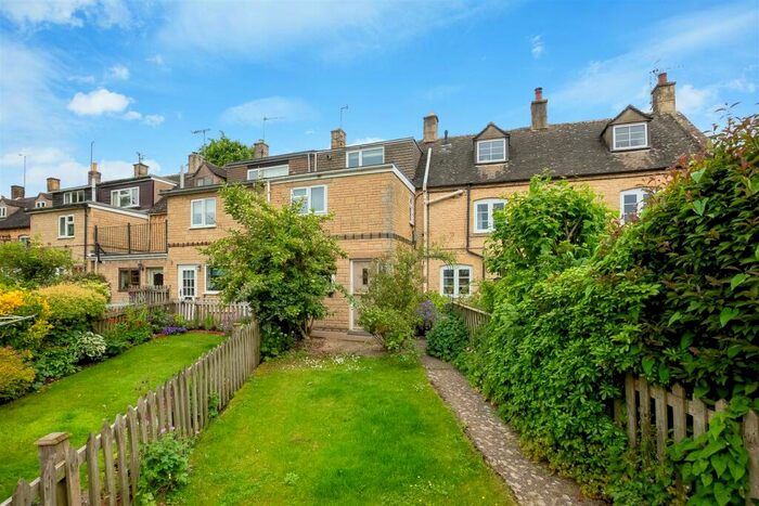 2 Bedroom Cottage To Rent In Upper Terrace, Blockley, GL56