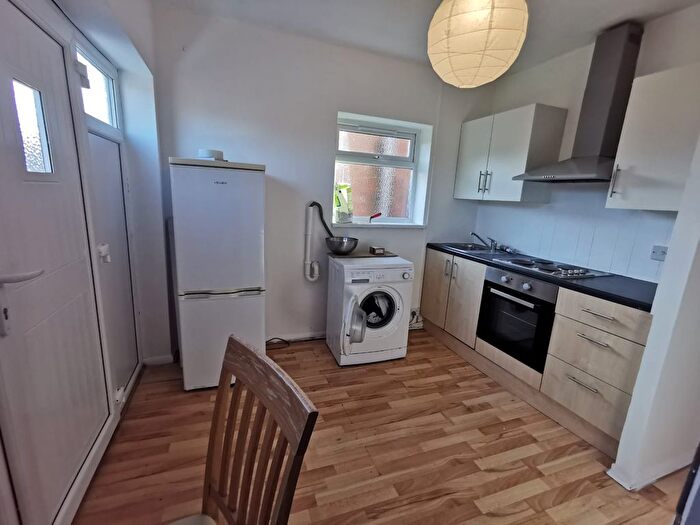 1 Bedroom Flat To Rent In Kentwood Hill, Reading, RG31
