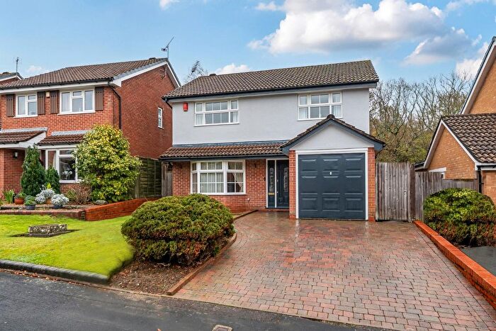 4 Bedroom Detached House For Sale In Sapphire Ridge, Waterlooville, PO7