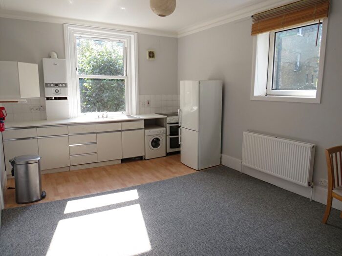 1 Bedroom Flat To Rent In Southwood Lane, Highgate, N6