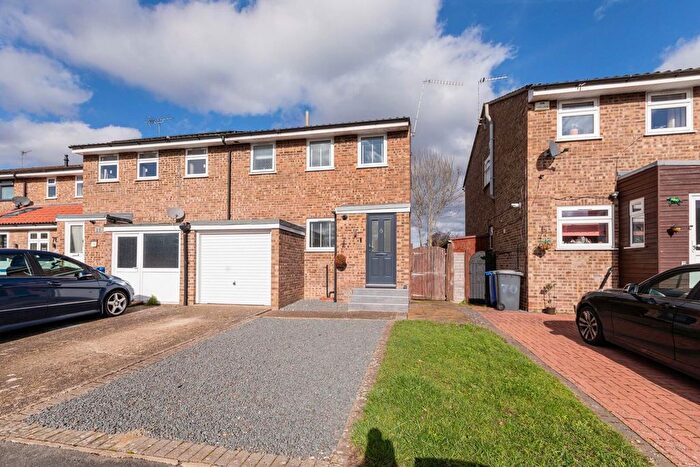 3 Bedroom Property For Sale In Bunces Close, Eton Wick, Windsor, SL4