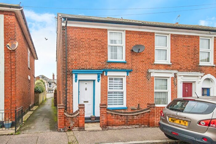 3 Bedroom End Terrace House For Sale In New Street, Brightlingsea, Colchester, CO7