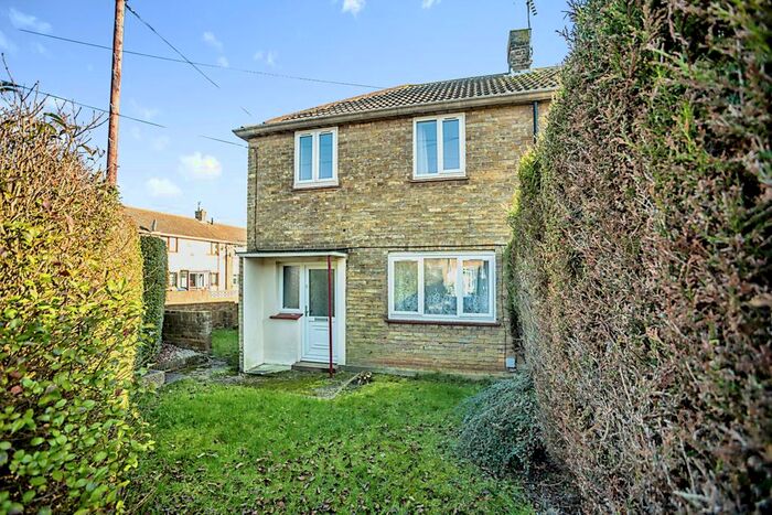 2 Bedroom Detached House To Rent In St. Nicholas Road, Faversham, Kent, ME13