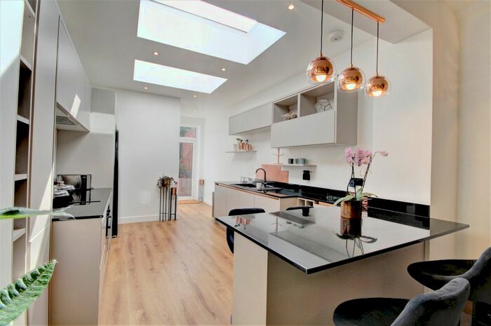 3 Bedroom Terraced House To Rent In Broomfield Road, Earlsdon, Coventry, CV5