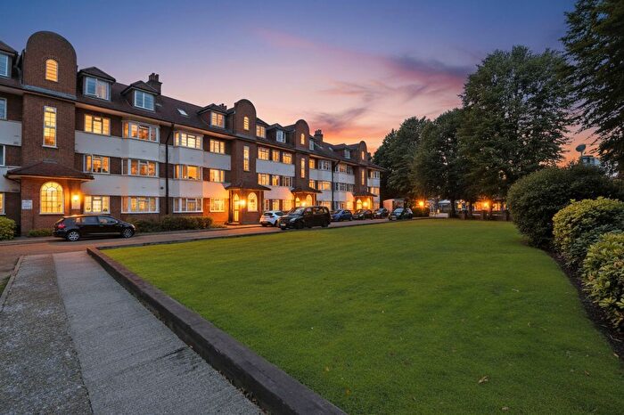 2 Bedroom Flat To Rent In Imperial Court, Imperial Drive, Harrow, HA2