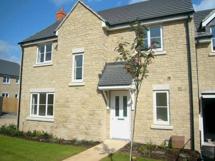 5 Bedroom Detached House To Rent In Coppock Gardens, Rock Road, Carterton, OX18