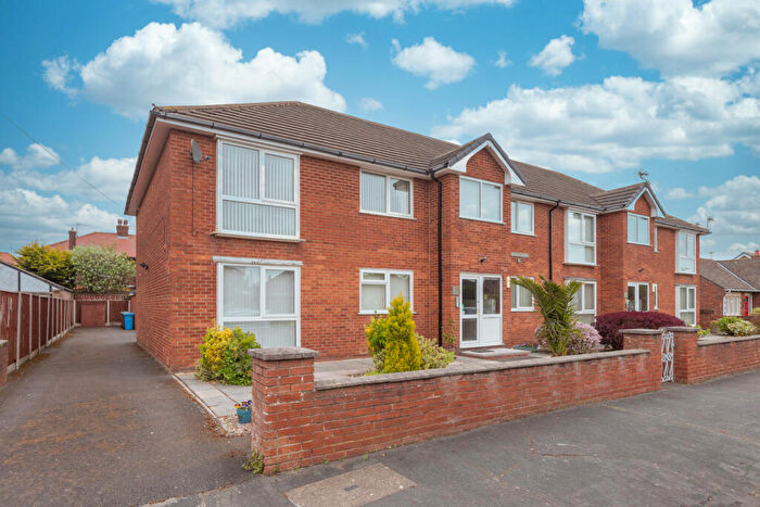 2 Bedroom Apartment For Sale In The Boulevard, Lytham St Annes, FY8