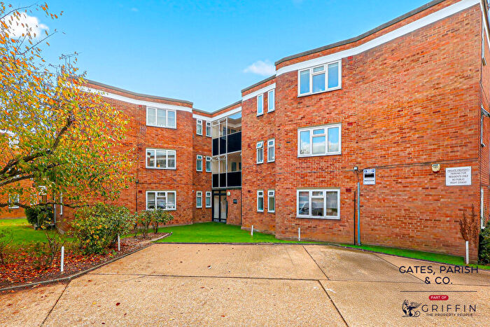 2 Bedroom Flat For Sale In Avon Court, Avon Road, ***Ground Floor Apartment***, RM14