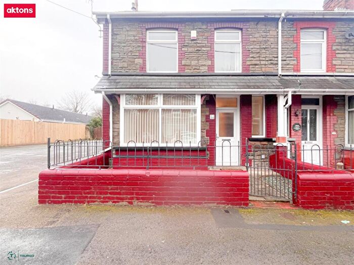 2 Bedroom End Of Terrace House For Sale In The Avenue, Trethomas, Caerphilly, CF83