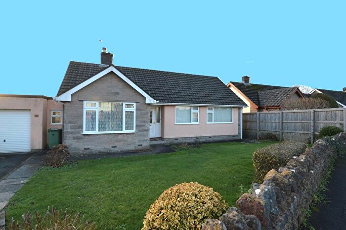 3 Bedroom Detached Bungalow To Rent In Cross Farm Road, Draycott, BS27