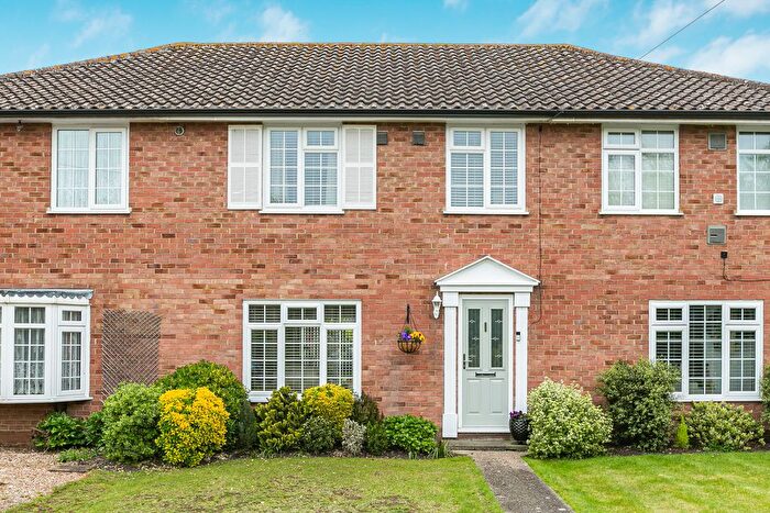 3 Bedroom Terraced House For Sale In Hithermoor Road, Stanwell Moor, Middlesex, TW19