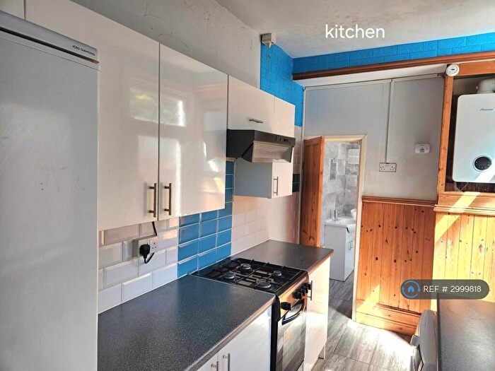 3 Bedroom Terraced House To Rent In Milner Road, Birmingham, B29