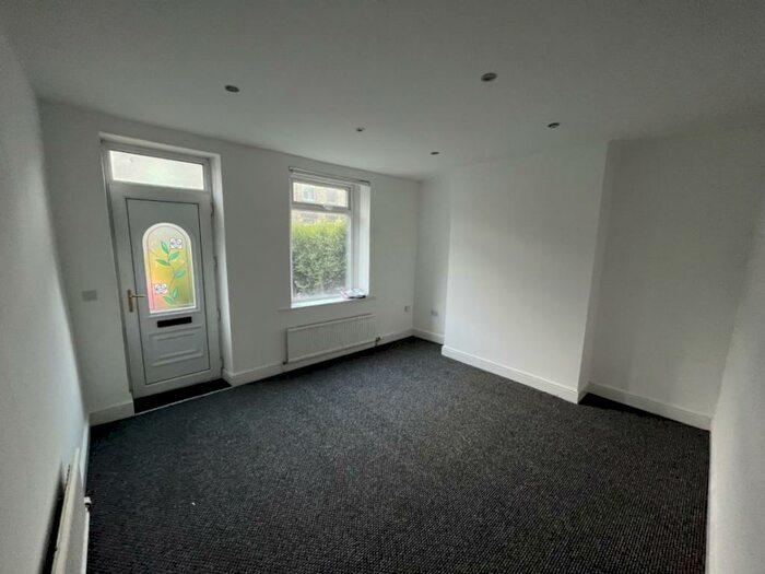 2 Bedroom Terraced House To Rent In Doncaster Road, Barnsley, S70