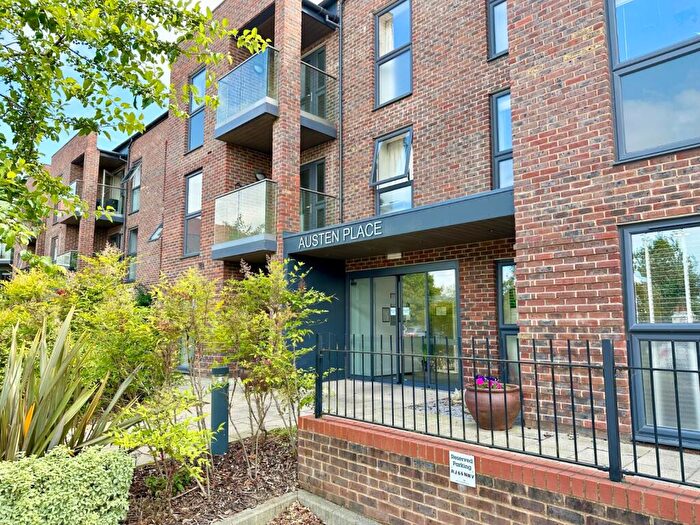 1 Bedroom Retirement Property For Sale In Lower Turk Street, Alton, Hampshire, GU34