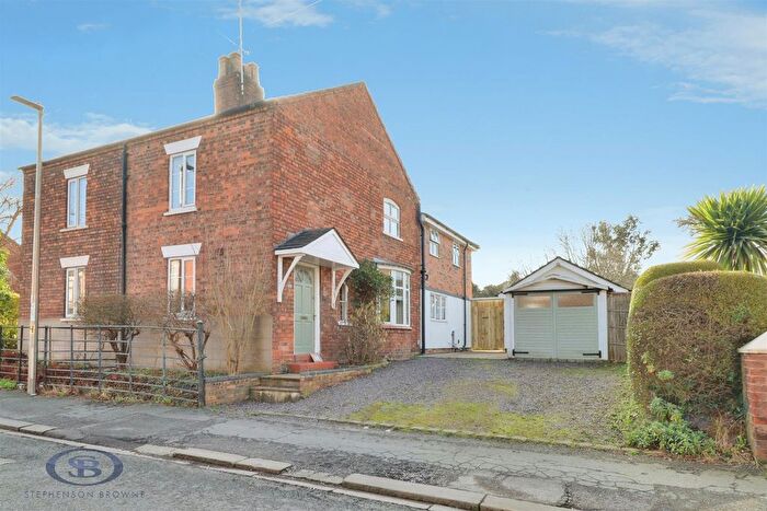 3 Bedroom Semi Detached House For Sale In Alton Street, Crewe, CW2