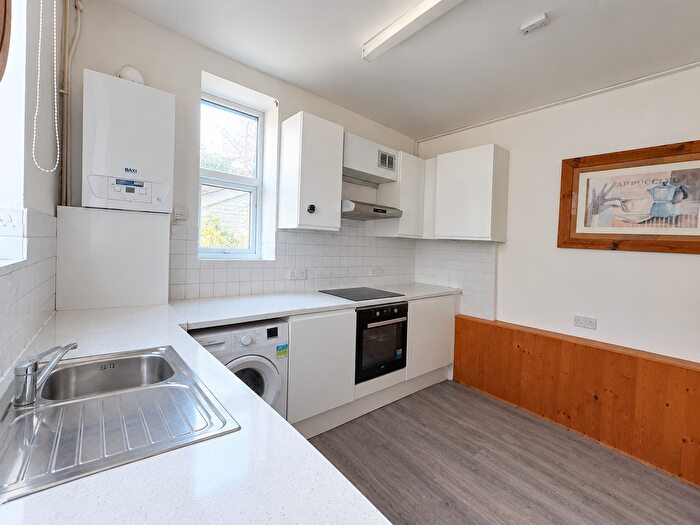 2 Bedroom Apartment To Rent In Northumberland Terrace Flat, PL1
