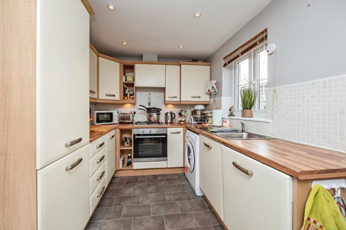 3 Bedroom End Of Terrace House For Sale In Burnbrae Terrace, Bonnyrigg, Midlothian, EH19