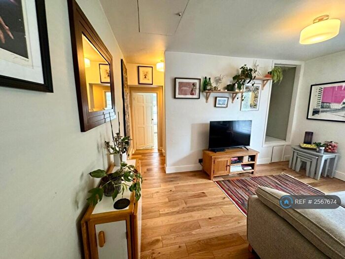 1 Bedroom Flat To Rent In Warley Hill, Brentwood, CM14