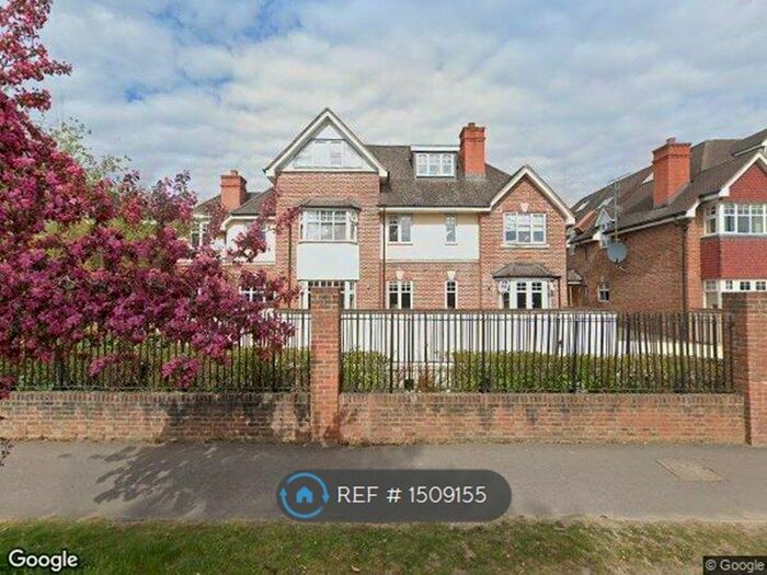 2 Bedroom Flat To Rent In Imperial Place, Maidenhead, SL6