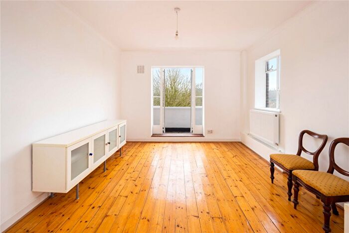 1 Bedroom Flat To Rent In Lissenden Gardens, Gospel Oak, London, NW5