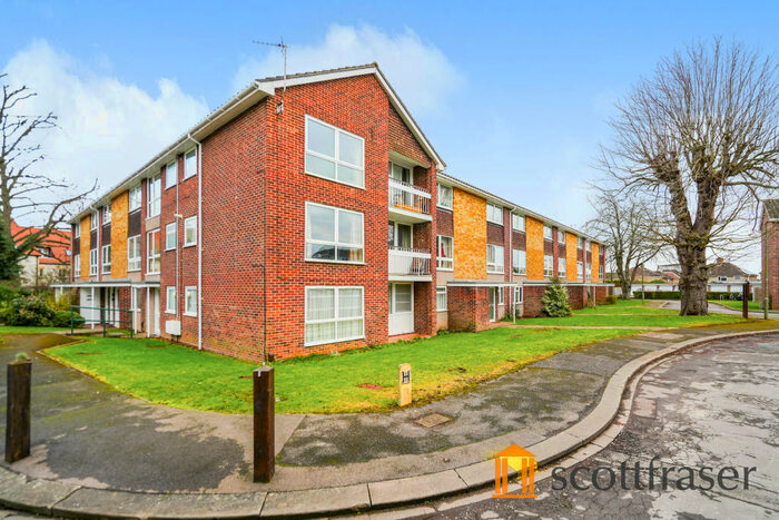 2 Bedroom Apartment To Rent In Wykeham Crescent, East Oxford, OX4