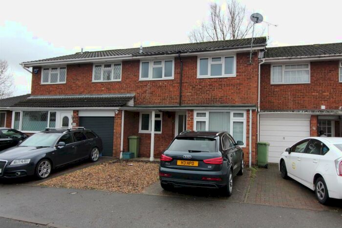 4 Bedroom House To Rent In Sunset Close, Bletchley, Milton Keynes, MK2