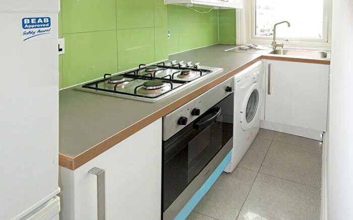 1 Bedroom Flat To Rent In North End Road, London, W14