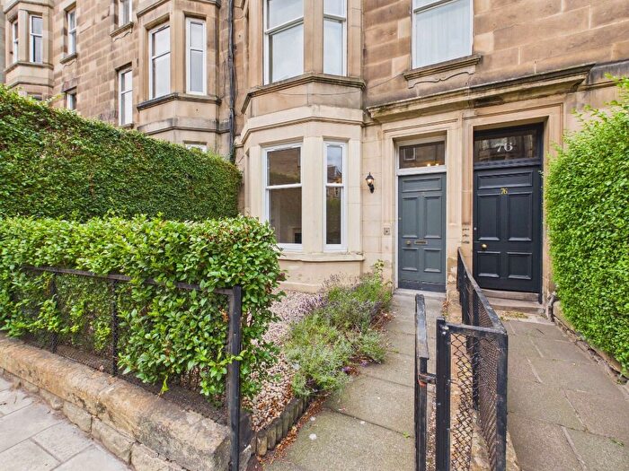 2 Bedroom Flat To Rent In Comiston Road, Morningside, Edinburgh, EH10