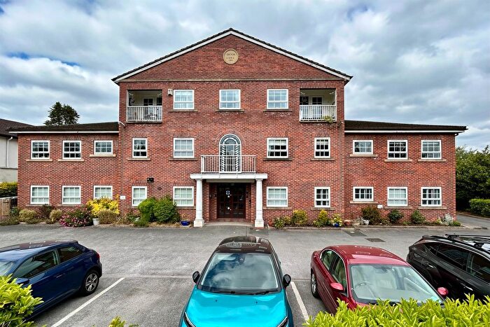 2 Bedroom Flat For Sale In Brook Lodge, Schools Hill, Cheadle, SK8
