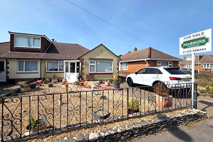 3 Bedroom Semi-Detached Bungalow For Sale In Cornaway Lane, Portchester, PO16
