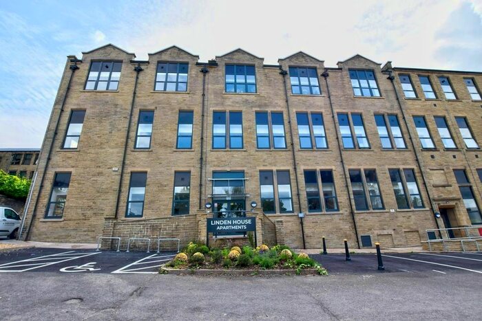 1 Bedroom Flat To Rent In Linden House, Colne, BB8
