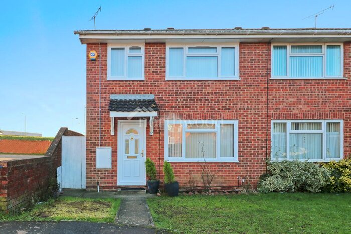 3 Bedroom Semi-Detached House To Rent In Thornlea, Godinton Park, Ashford, TN23