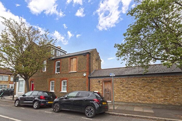 1 Bedroom Flat To Rent In Quicks Road, Wimbledon, SW19