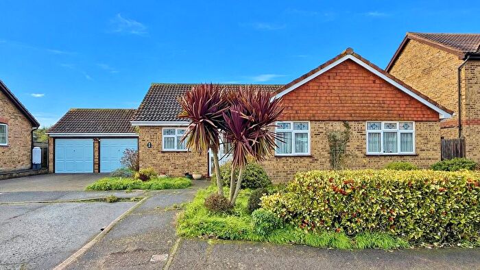 3 Bedroom Detached Bungalow For Sale In Haslemere Gardens, Kirby Cross, Essex, CO13