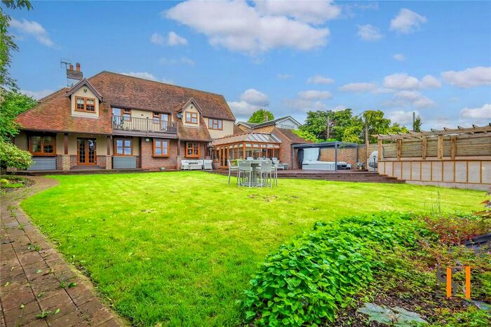 4 Bedroom Detached House For Sale In High Road, Fobbing, Stanford-le-Hope, Essex, SS17