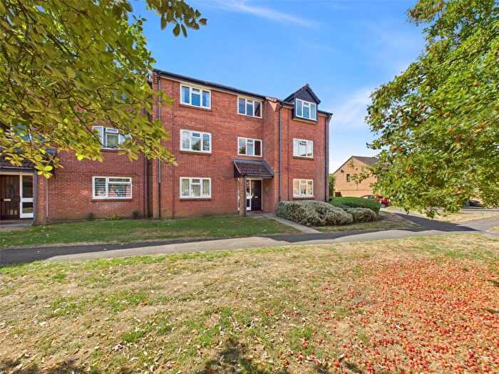 2 Bedroom Apartment For Sale In St. Peters Close, Cheltenham, Gloucestershire, GL51