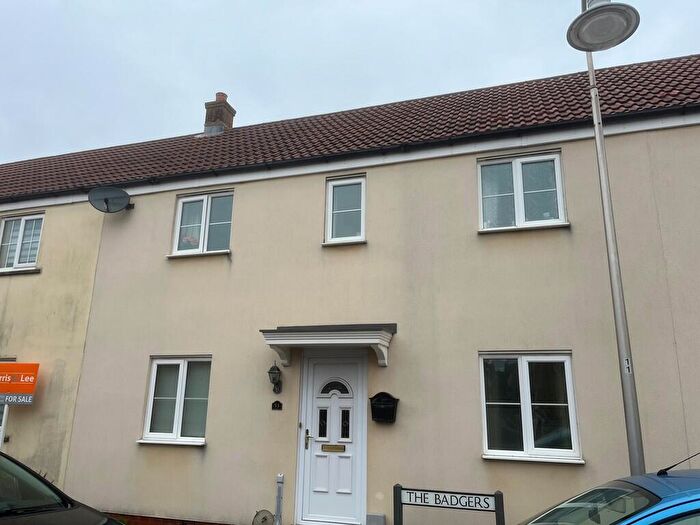 3 Bedroom Semi-Detached House To Rent In The Badgers, St Georges, BS22