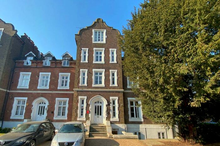 1 Bedroom Flat To Rent In Upton Park, SL1