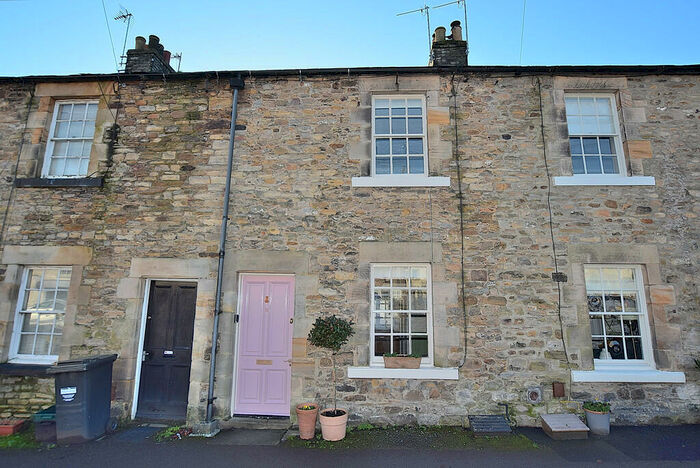 2 Bedroom Cottage To Rent In The Green, Richmond, DL10