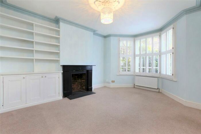 1 Bedroom Flat To Rent In Ramsden Road, Balham, London, SW12