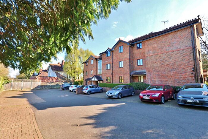 1 Bedroom Apartment For Sale In Mount Hermon Road, Woking, Surrey, GU22