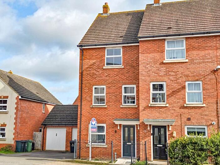 4 Bedroom Town House To Rent In Wattisham Road, Kingsway, GL2