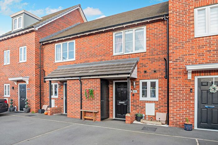 2 Bedroom Terraced House For Sale In Lowe Lane, Castleford, West Yorkshire, WF10