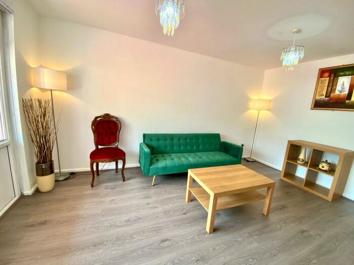 3 Bedroom House To Rent In Great Francis Street, Birmingham, B7