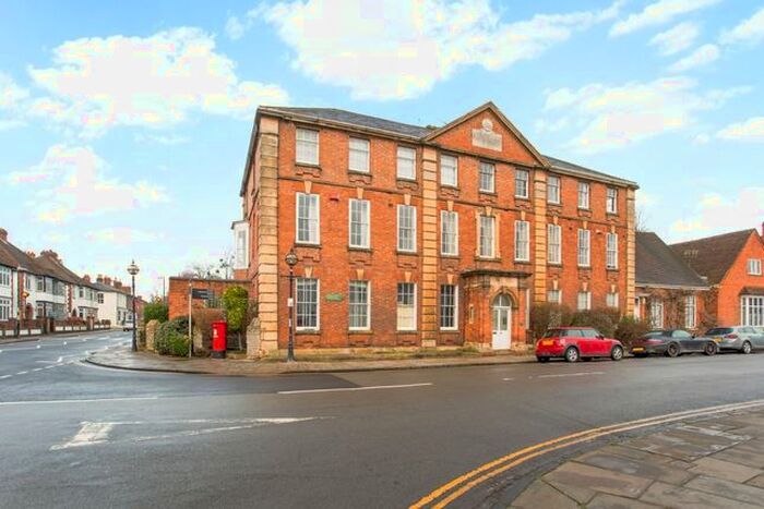 1 Bedroom Flat To Rent In Church Street, Stratford-Upon-Avon, CV37