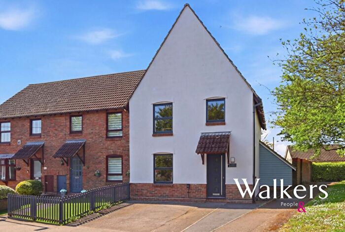 4 Bedroom End Of Terrace House For Sale In Fryerning Lane, Ingatestone, CM4