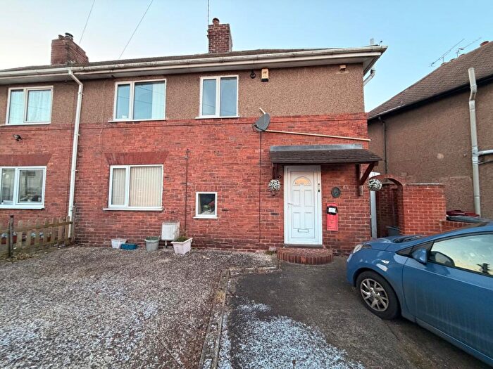 3 Bedroom Semi-Detached House For Sale In Hartington Street, Langwith, Mansfield, Derbyshire, NG20