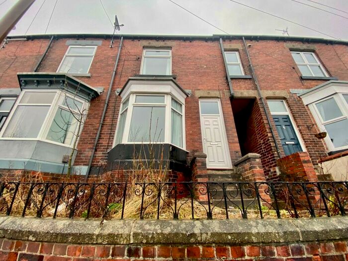 3 Bedroom House To Rent In Chesterfield Road, Woodseats, S8