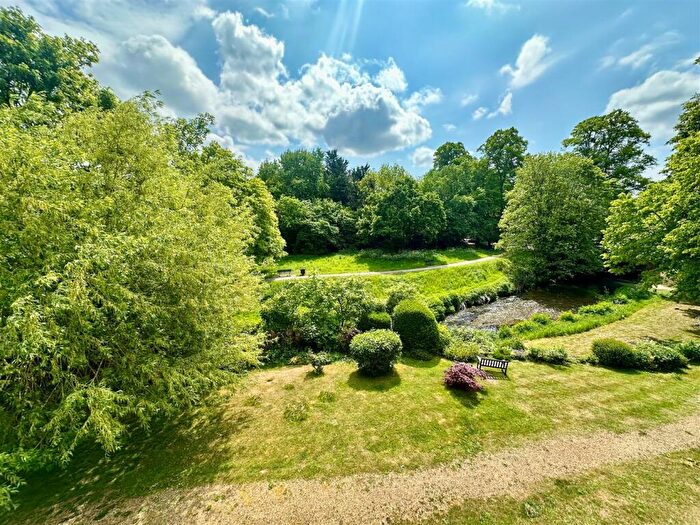 1 Bedroom Retirement Property For Sale In South Street, Farnham, GU9