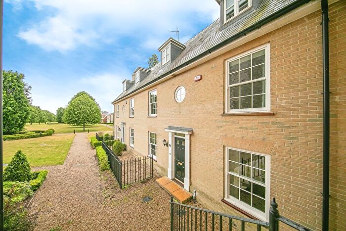 4 Bedroom Town House For Sale In Lawford Place, Lawford, Manningtree, CO11